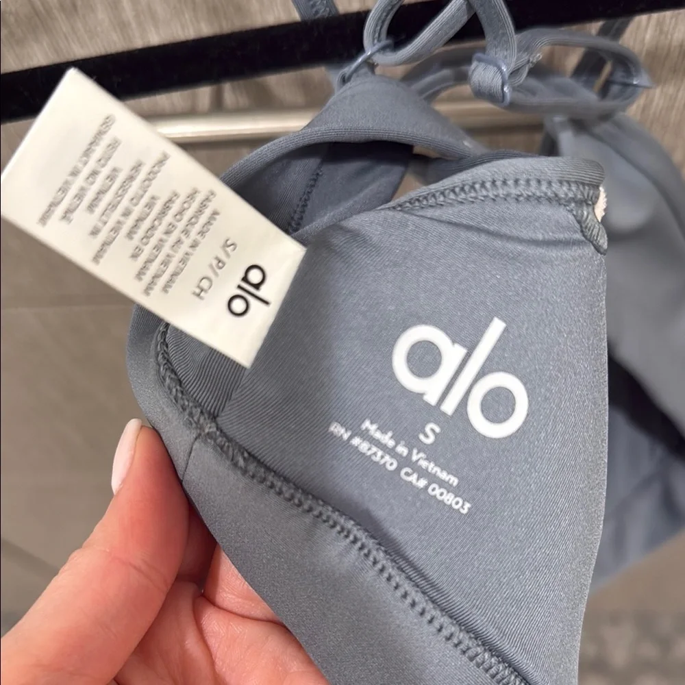 ALO Women's Strappy Blue Bralette - Picture 3 of 3